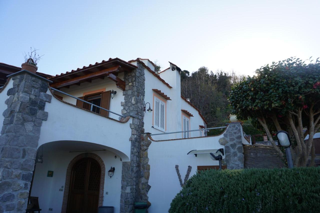 Relais Maison De Charles Ísquia Exterior foto