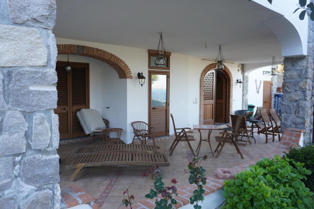 Relais Maison De Charles Ísquia Exterior foto