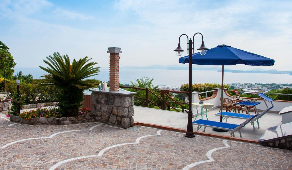 Relais Maison De Charles Ísquia Quarto foto